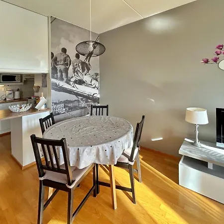 Elegant And Cozy With Sauna In דירה *