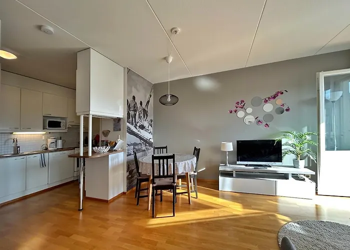 Elegant And Cozy With Sauna In Espoo